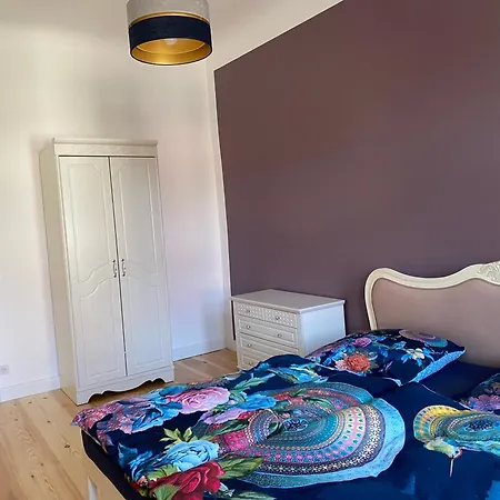 דירה Neu Ausgestattete In - Ruhige Lage *